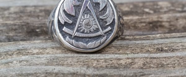 Hand Engraved Past Masters Masonic Ring by Jeff Loehr